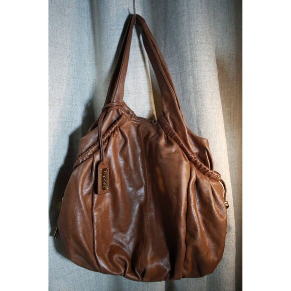 Nice Sized Large Leather Badgely-Mischka Handbag - Picture 2 of 8